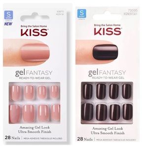 Kiss Gel Fantasy Short Length Nude & Burgundy Wine Nails Set of 2